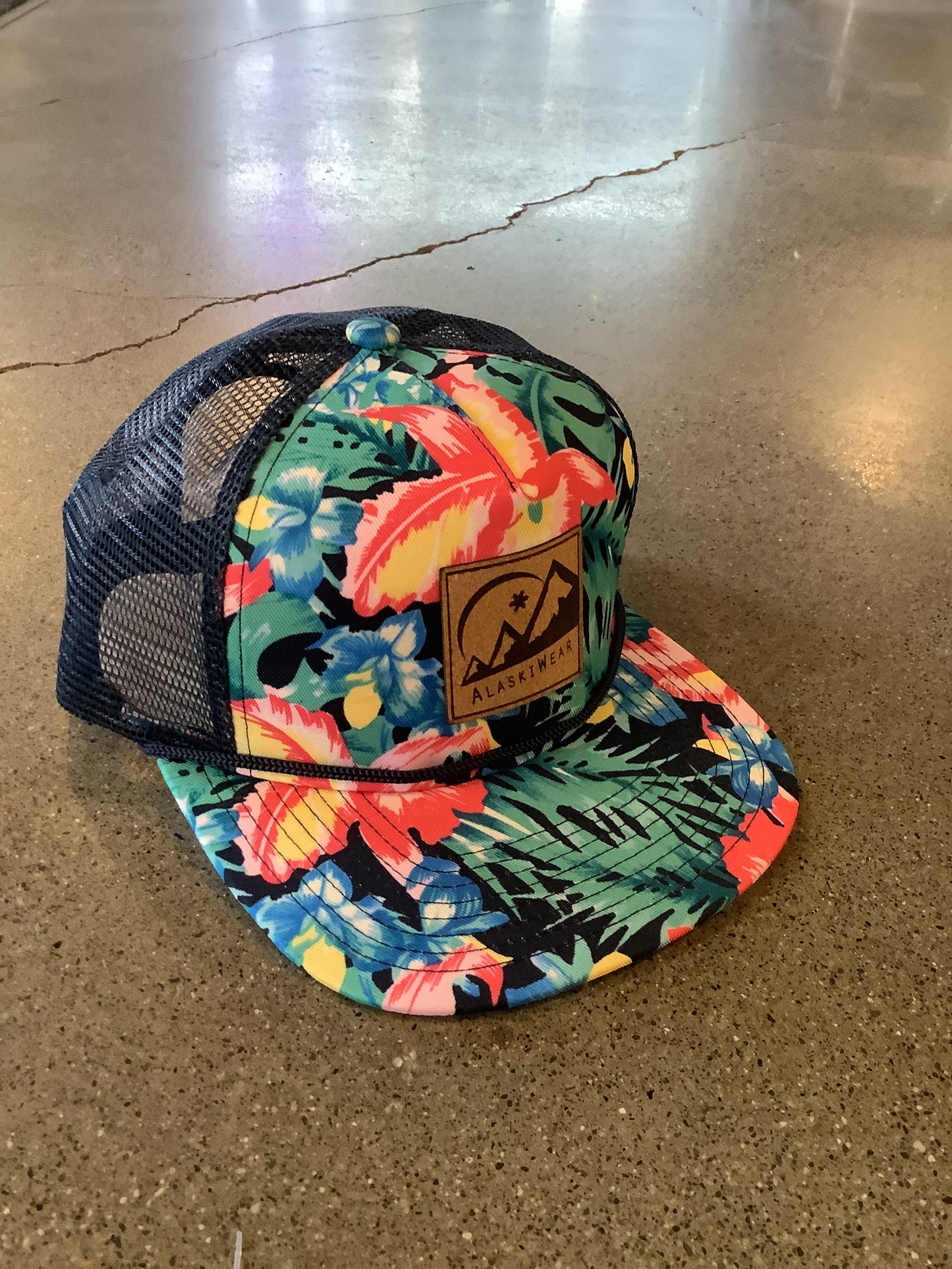 AlaskiWear Adult Trucker Hat - Tropical, Navy Mesh