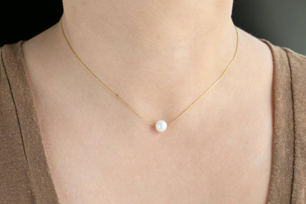 Gold Dainty Pearl Necklaces