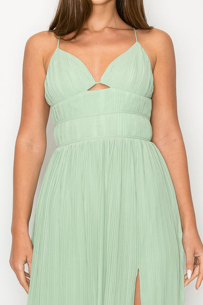 Woven Flowy Dress in Sage