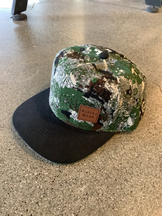 Alaskiwear Adult Hat - Digital Camo w/ Black