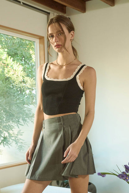 Scallop Contrast Trim Sweater Knit Crop Top