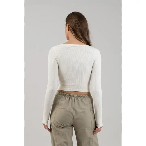 Scoop Neck Long Sleeve Crop