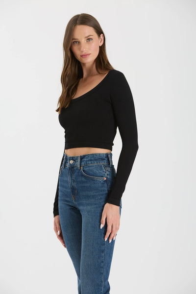 Scoop Neck Long Sleeve Crop