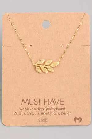 Dainty Leaf Pendant Necklace