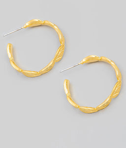 Dainty Leaf Hoop Earrings